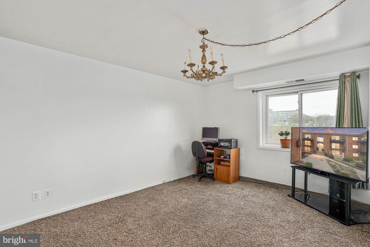3400 25TH ST S #27, ARLINGTON, Virginia 22206, 2 Bedrooms Bedrooms, ,1 BathroomBathrooms,Residential,For sale,3400 25TH ST S #27,VAAR2055926 MLS # VAAR2055926