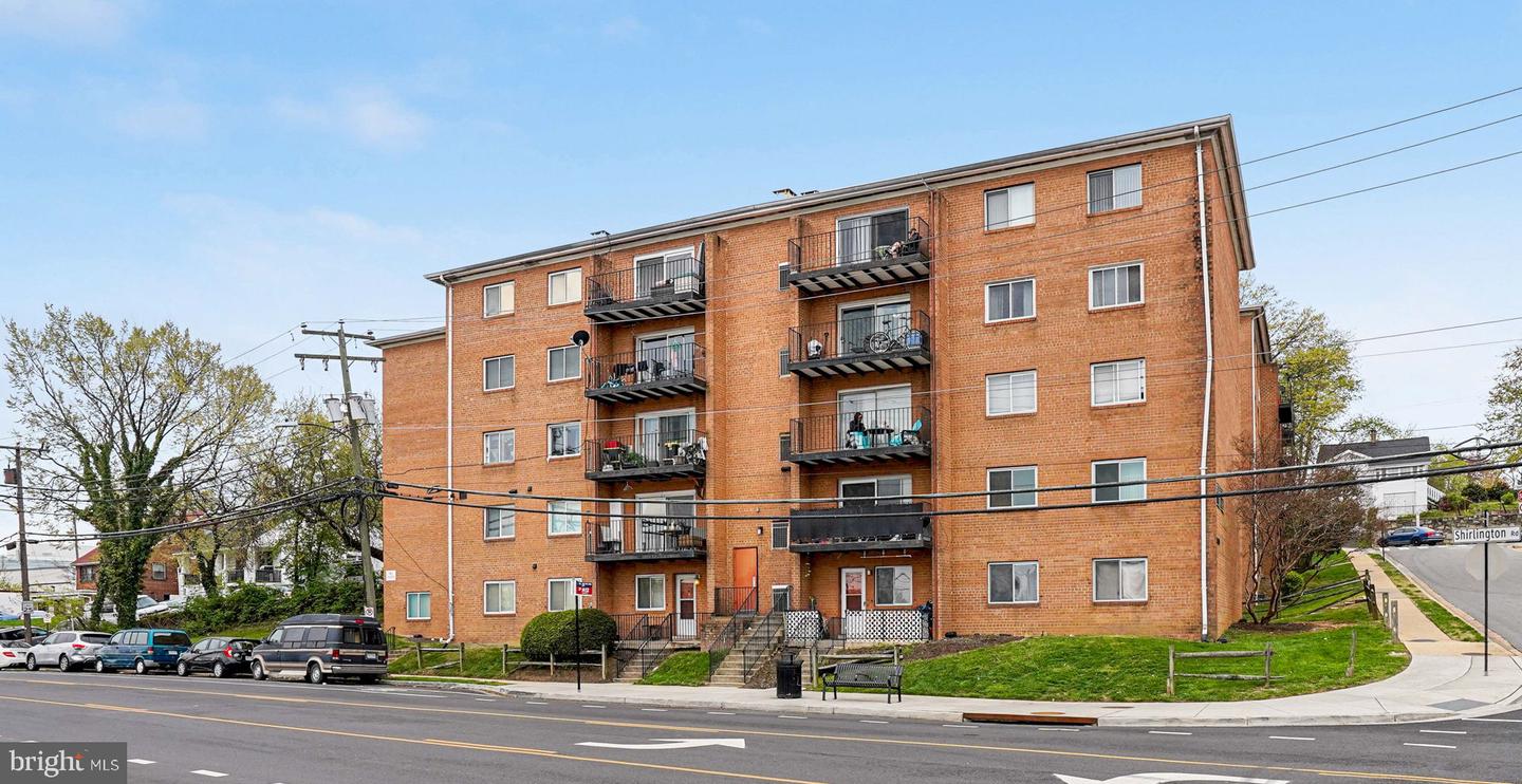 3400 25TH ST S #27, ARLINGTON, Virginia 22206, 2 Bedrooms Bedrooms, ,1 BathroomBathrooms,Residential,For sale,3400 25TH ST S #27,VAAR2055926 MLS # VAAR2055926