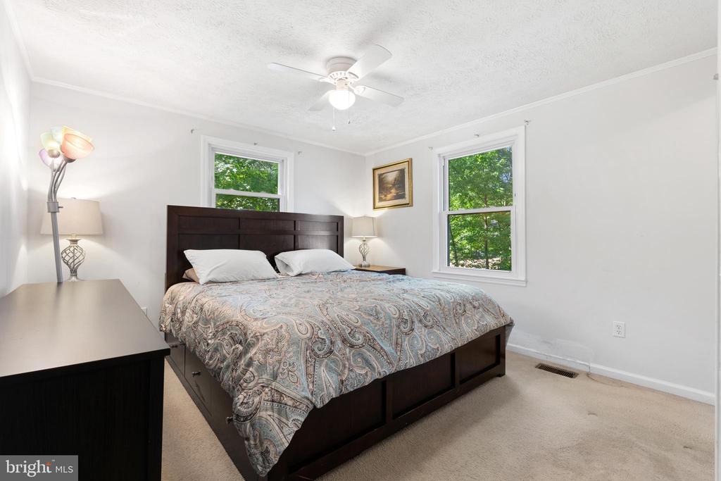 5511 CAROUSEL ST, FREDERICKSBURG, Virginia 22407, 3 Bedrooms Bedrooms, ,1 BathroomBathrooms,Residential,5511 CAROUSEL ST,VASP2035454 MLS # VASP2035454