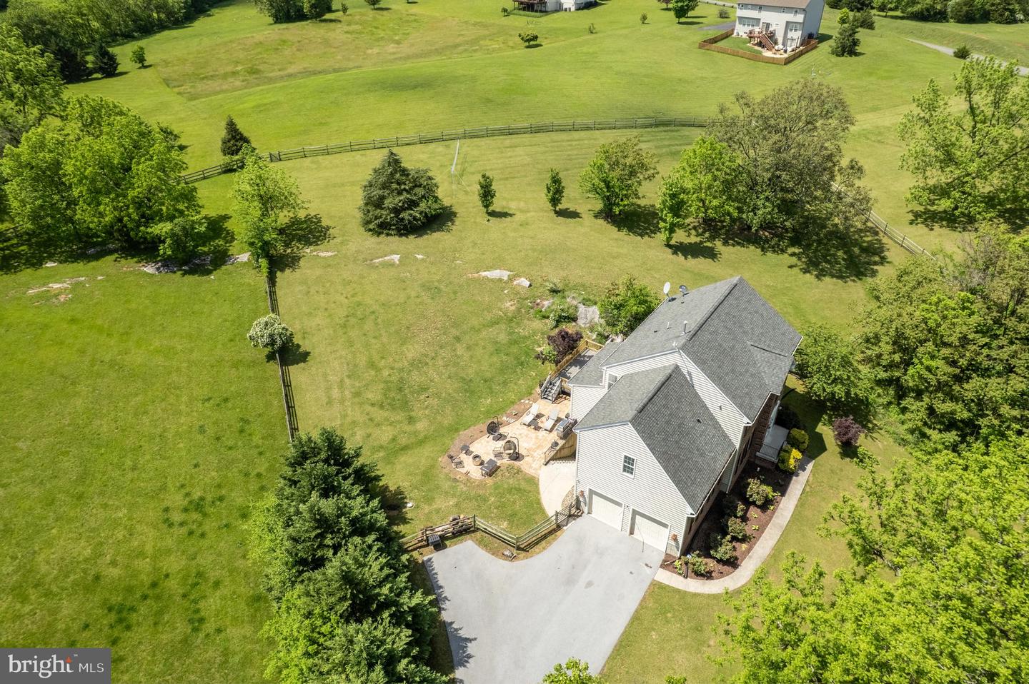 627 CHIMNEY CIRCLE, MIDDLETOWN, Virginia 22645, 4 Bedrooms Bedrooms, 9 Rooms Rooms,2 BathroomsBathrooms,Residential,For sale,627 CHIMNEY CIRCLE,VAFV2034122 MLS # VAFV2034122