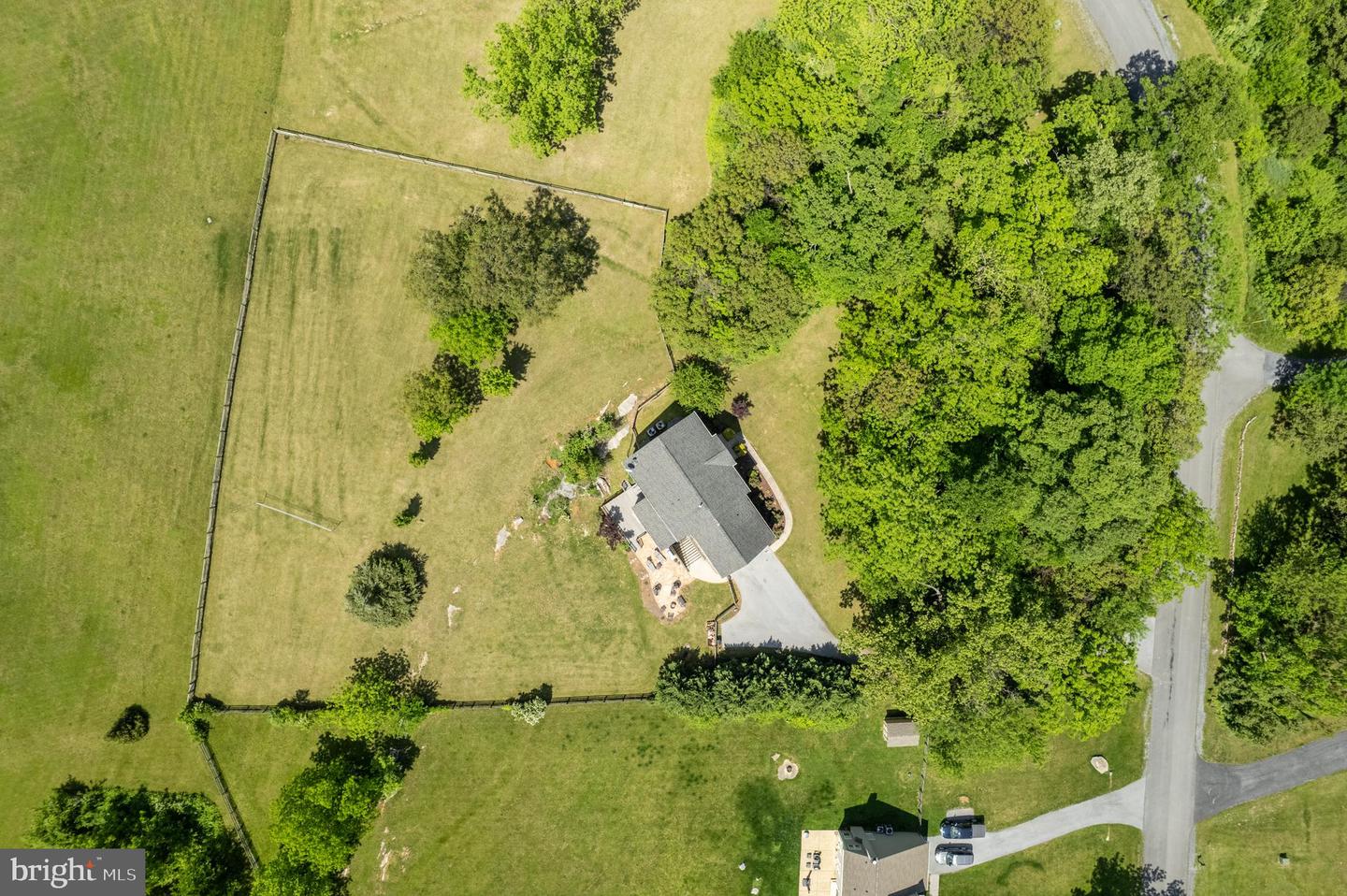 627 CHIMNEY CIRCLE, MIDDLETOWN, Virginia 22645, 4 Bedrooms Bedrooms, 9 Rooms Rooms,2 BathroomsBathrooms,Residential,For sale,627 CHIMNEY CIRCLE,VAFV2034122 MLS # VAFV2034122
