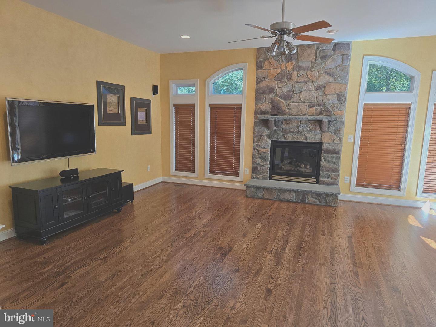 240 KIMBERWICK LN, STAFFORD, Virginia 22556, 4 Bedrooms Bedrooms, 1 Room Rooms,4 BathroomsBathrooms,Residential,For sale,240 KIMBERWICK LN,VAST2041734 MLS # VAST2041734