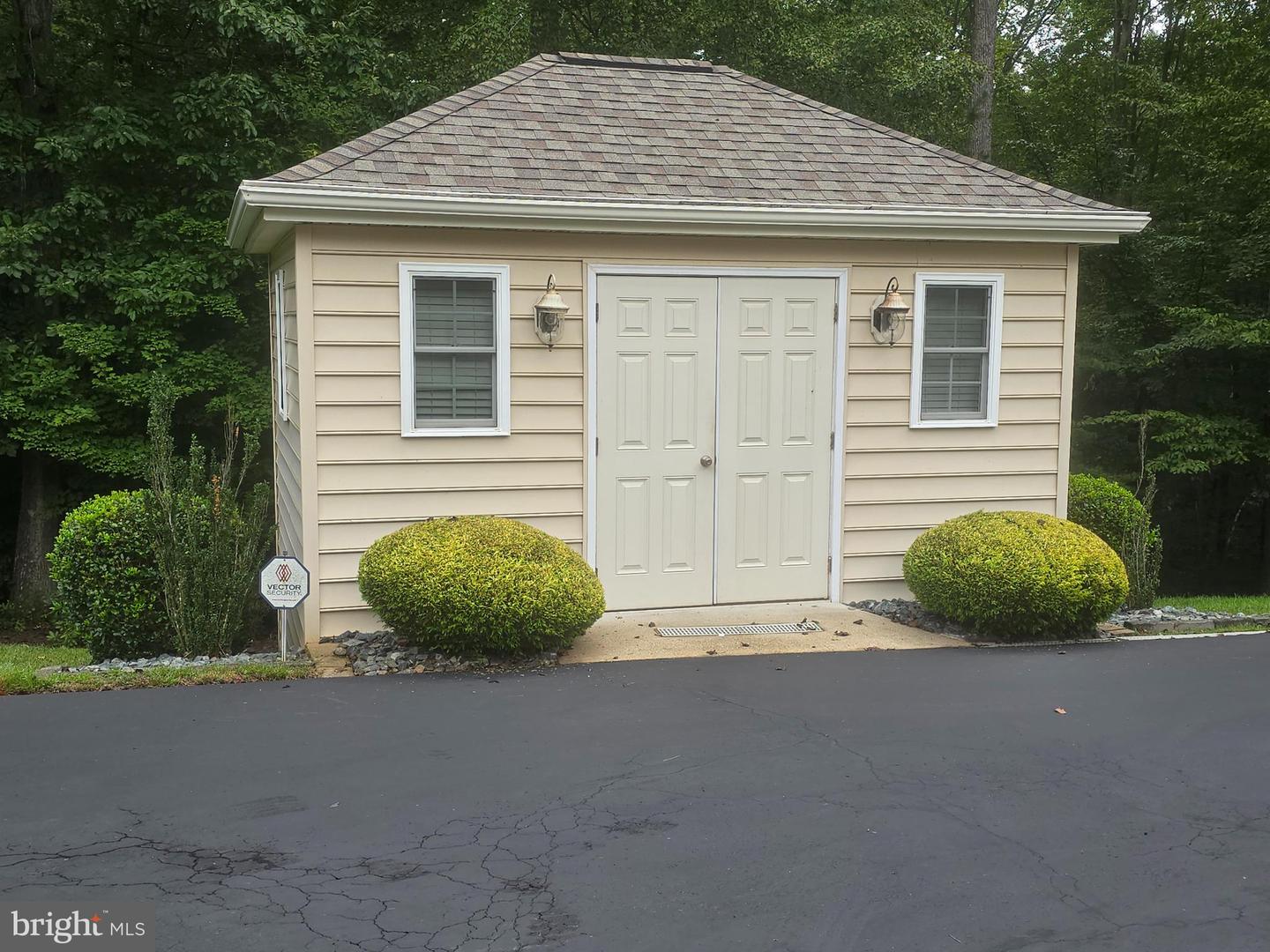 240 KIMBERWICK LN, STAFFORD, Virginia 22556, 4 Bedrooms Bedrooms, 1 Room Rooms,4 BathroomsBathrooms,Residential,For sale,240 KIMBERWICK LN,VAST2041734 MLS # VAST2041734