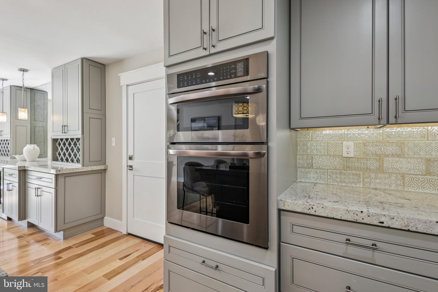 6006 RIVER DR, LORTON, Virginia 22079, 5 Bedrooms Bedrooms, 17 Rooms Rooms,3 BathroomsBathrooms,Residential,For sale,6006 RIVER DR,VAFX2262926 MLS # VAFX2262926