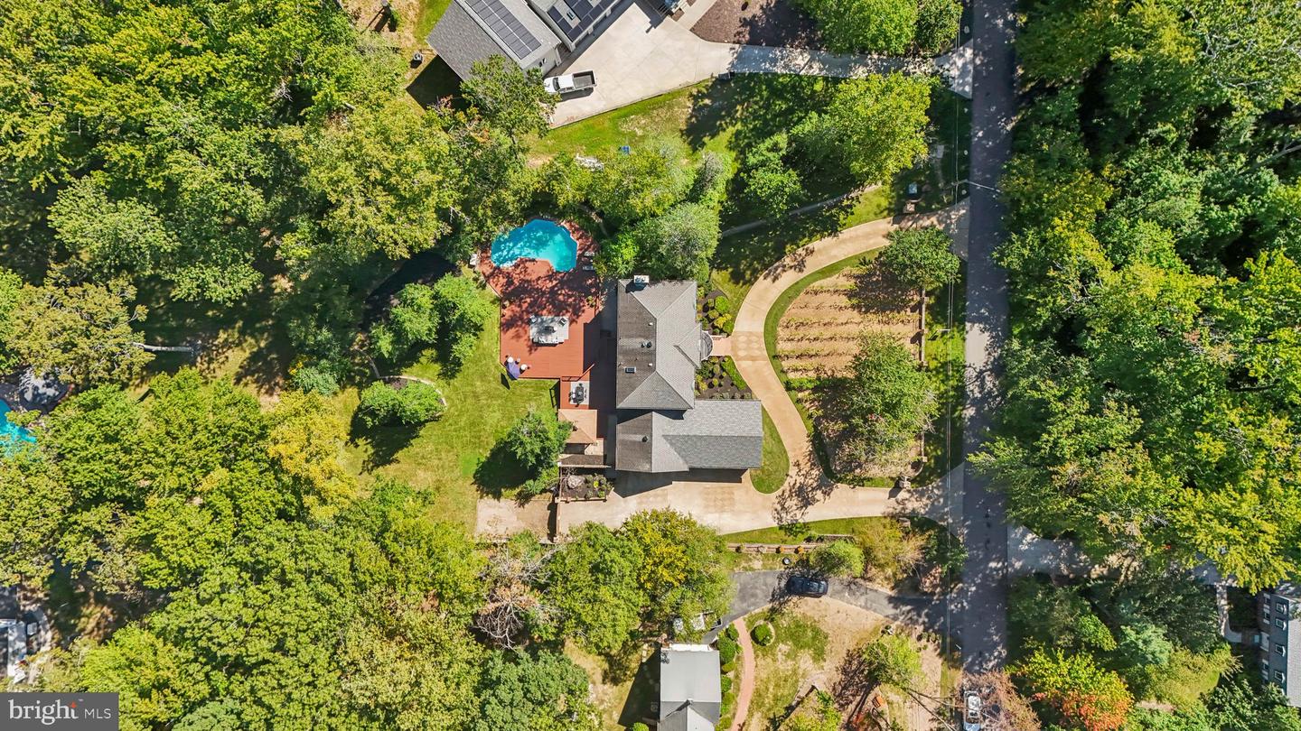 6006 RIVER DR, LORTON, Virginia 22079, 5 Bedrooms Bedrooms, 17 Rooms Rooms,3 BathroomsBathrooms,Residential,For sale,6006 RIVER DR,VAFX2262926 MLS # VAFX2262926