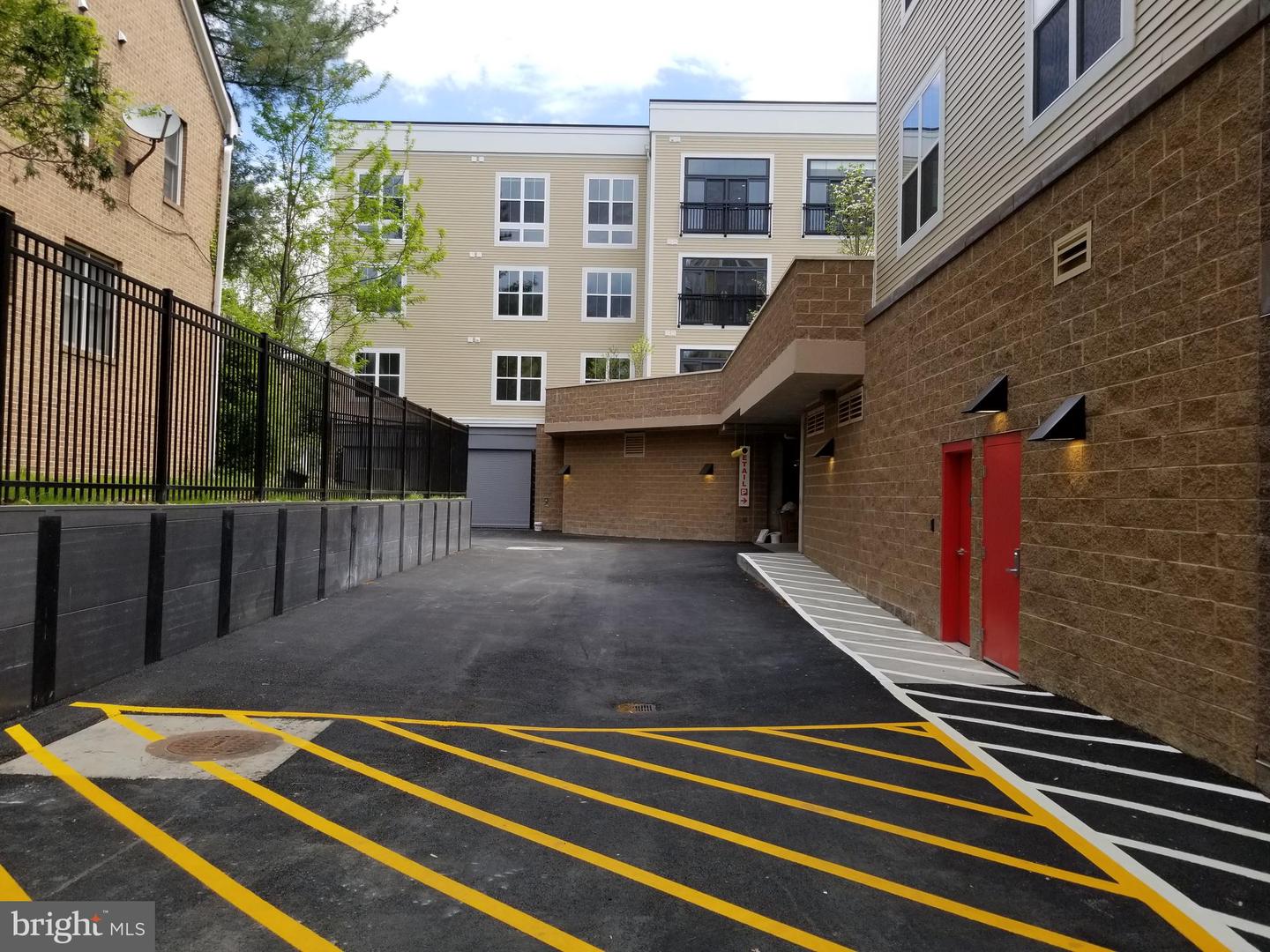 989 S BUCHANAN ST #320, ARLINGTON, Virginia 22204, 1 Bedroom Bedrooms, ,1 BathroomBathrooms,Residential,For sale,989 S BUCHANAN ST #320,VAAR2062952 MLS # VAAR2062952 989 S BUCHANAN ST #320, ARLINGTON, Virginia 22204, 1 Bedroom Bedrooms, ,1 BathroomBathrooms,Residential,For sale,989 S BUCHANAN ST #320,VAAR2062952 MLS # VAAR2062952