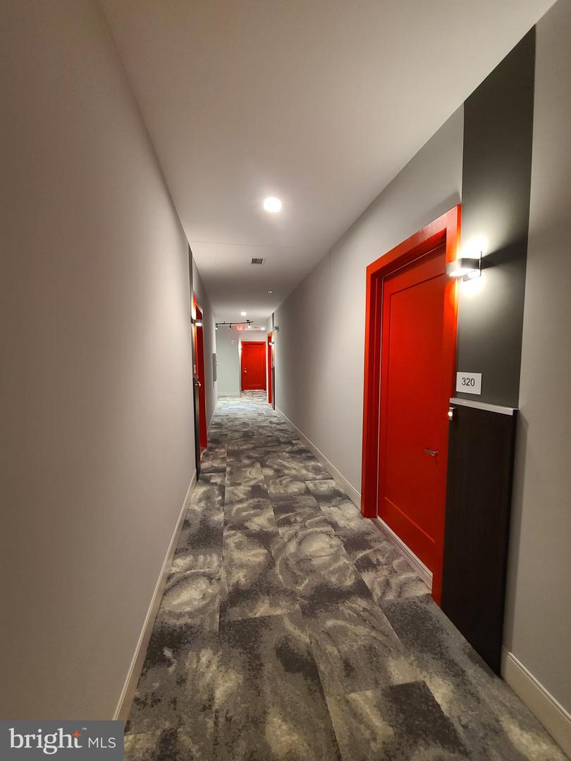 989 S BUCHANAN ST #320, ARLINGTON, Virginia 22204, 1 Bedroom Bedrooms, ,1 BathroomBathrooms,Residential,For sale,989 S BUCHANAN ST #320,VAAR2062952 MLS # VAAR2062952 989 S BUCHANAN ST #320, ARLINGTON, Virginia 22204, 1 Bedroom Bedrooms, ,1 BathroomBathrooms,Residential,For sale,989 S BUCHANAN ST #320,VAAR2062952 MLS # VAAR2062952