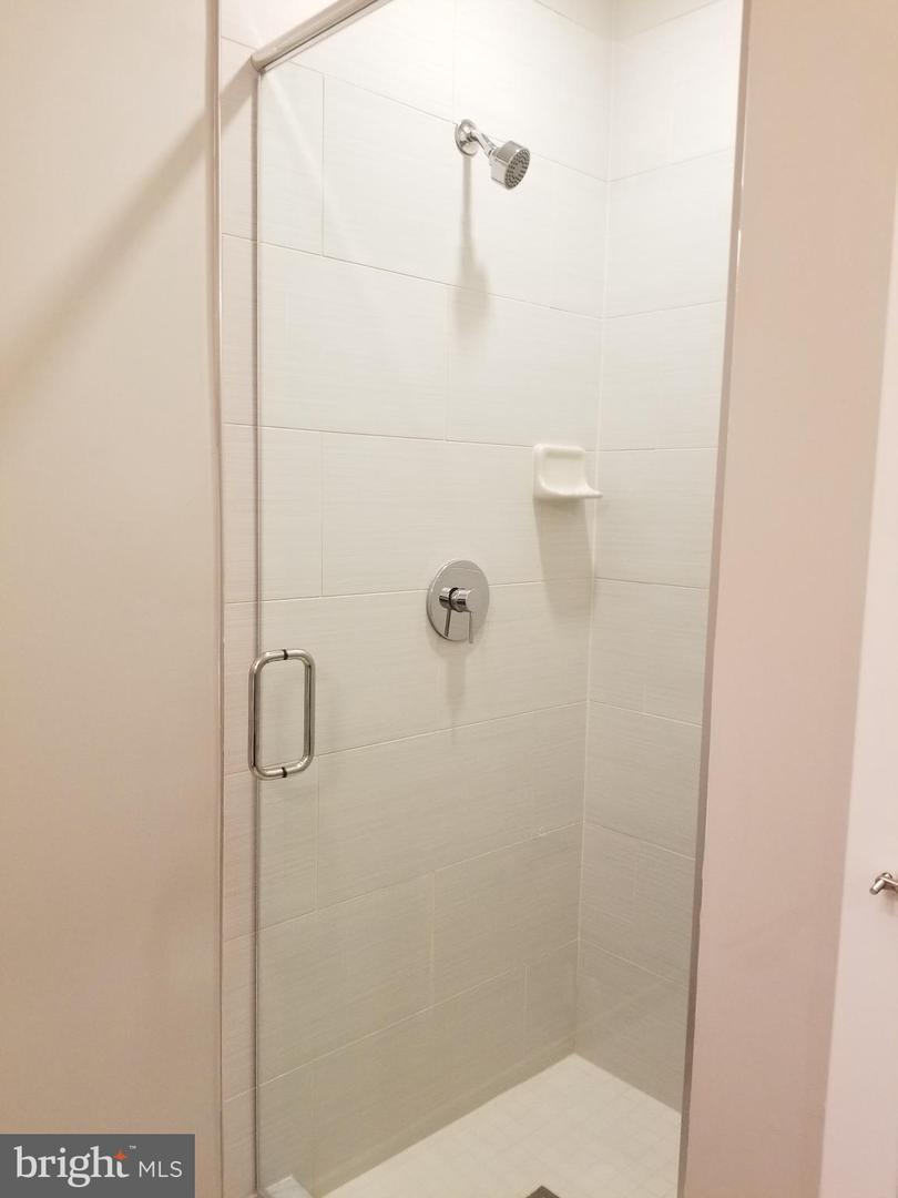 989 S BUCHANAN ST #320, ARLINGTON, Virginia 22204, 1 Bedroom Bedrooms, ,1 BathroomBathrooms,Residential,For sale,989 S BUCHANAN ST #320,VAAR2062952 MLS # VAAR2062952 989 S BUCHANAN ST #320, ARLINGTON, Virginia 22204, 1 Bedroom Bedrooms, ,1 BathroomBathrooms,Residential,For sale,989 S BUCHANAN ST #320,VAAR2062952 MLS # VAAR2062952