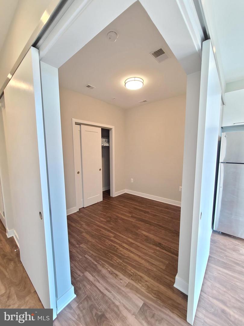 989 S BUCHANAN ST #320, ARLINGTON, Virginia 22204, 1 Bedroom Bedrooms, ,1 BathroomBathrooms,Residential,For sale,989 S BUCHANAN ST #320,VAAR2062952 MLS # VAAR2062952 989 S BUCHANAN ST #320, ARLINGTON, Virginia 22204, 1 Bedroom Bedrooms, ,1 BathroomBathrooms,Residential,For sale,989 S BUCHANAN ST #320,VAAR2062952 MLS # VAAR2062952