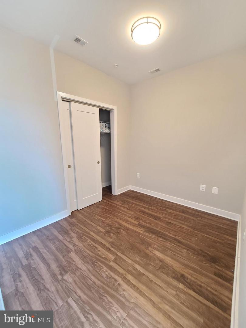 989 S BUCHANAN ST #320, ARLINGTON, Virginia 22204, 1 Bedroom Bedrooms, ,1 BathroomBathrooms,Residential,For sale,989 S BUCHANAN ST #320,VAAR2062952 MLS # VAAR2062952 989 S BUCHANAN ST #320, ARLINGTON, Virginia 22204, 1 Bedroom Bedrooms, ,1 BathroomBathrooms,Residential,For sale,989 S BUCHANAN ST #320,VAAR2062952 MLS # VAAR2062952