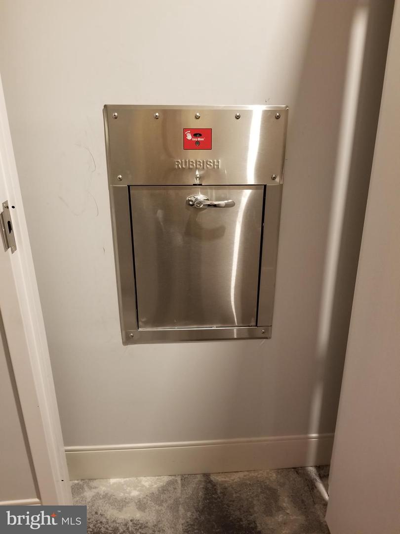 989 S BUCHANAN ST #320, ARLINGTON, Virginia 22204, 1 Bedroom Bedrooms, ,1 BathroomBathrooms,Residential,For sale,989 S BUCHANAN ST #320,VAAR2062952 MLS # VAAR2062952 989 S BUCHANAN ST #320, ARLINGTON, Virginia 22204, 1 Bedroom Bedrooms, ,1 BathroomBathrooms,Residential,For sale,989 S BUCHANAN ST #320,VAAR2062952 MLS # VAAR2062952