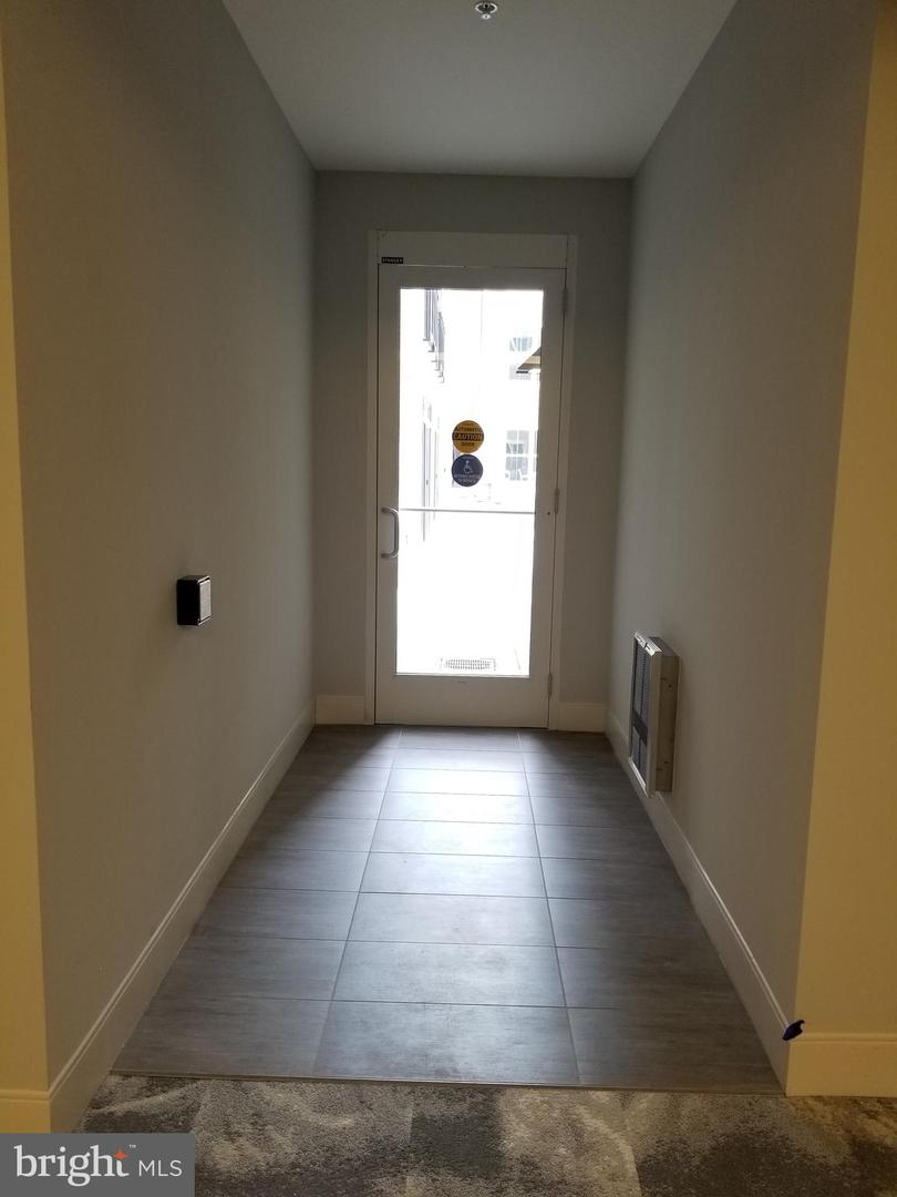 989 S BUCHANAN ST #320, ARLINGTON, Virginia 22204, 1 Bedroom Bedrooms, ,1 BathroomBathrooms,Residential,For sale,989 S BUCHANAN ST #320,VAAR2062952 MLS # VAAR2062952 989 S BUCHANAN ST #320, ARLINGTON, Virginia 22204, 1 Bedroom Bedrooms, ,1 BathroomBathrooms,Residential,For sale,989 S BUCHANAN ST #320,VAAR2062952 MLS # VAAR2062952