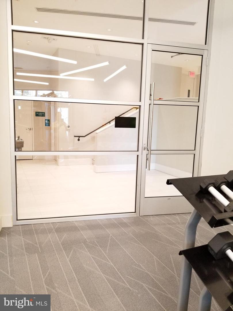 989 S BUCHANAN ST #320, ARLINGTON, Virginia 22204, 1 Bedroom Bedrooms, ,1 BathroomBathrooms,Residential,For sale,989 S BUCHANAN ST #320,VAAR2062952 MLS # VAAR2062952 989 S BUCHANAN ST #320, ARLINGTON, Virginia 22204, 1 Bedroom Bedrooms, ,1 BathroomBathrooms,Residential,For sale,989 S BUCHANAN ST #320,VAAR2062952 MLS # VAAR2062952