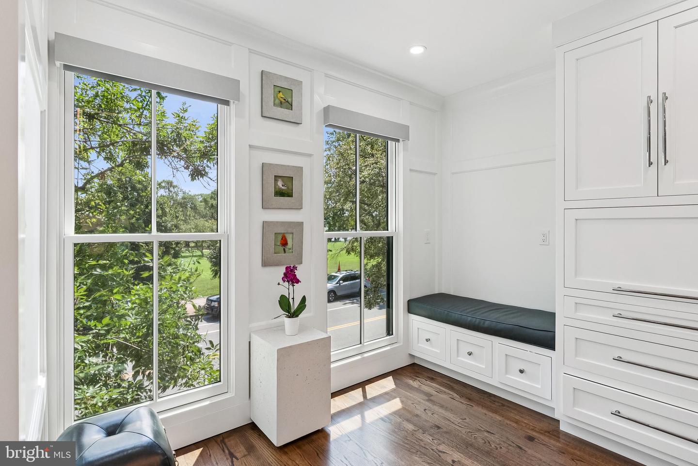 422 N UNION ST, ALEXANDRIA, Virginia 22314, 3 Bedrooms Bedrooms, ,3 BathroomsBathrooms,Residential,For sale,422 N UNION ST,VAAX2049230 MLS # VAAX2049230