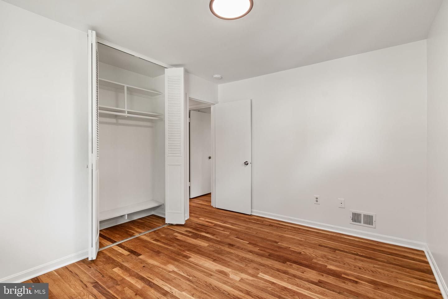 9883 BECKET CT, FAIRFAX, Virginia 22032, 4 Bedrooms Bedrooms, ,2 BathroomsBathrooms,Residential,For sale,9883 BECKET CT,VAFX2264786 MLS # VAFX2264786