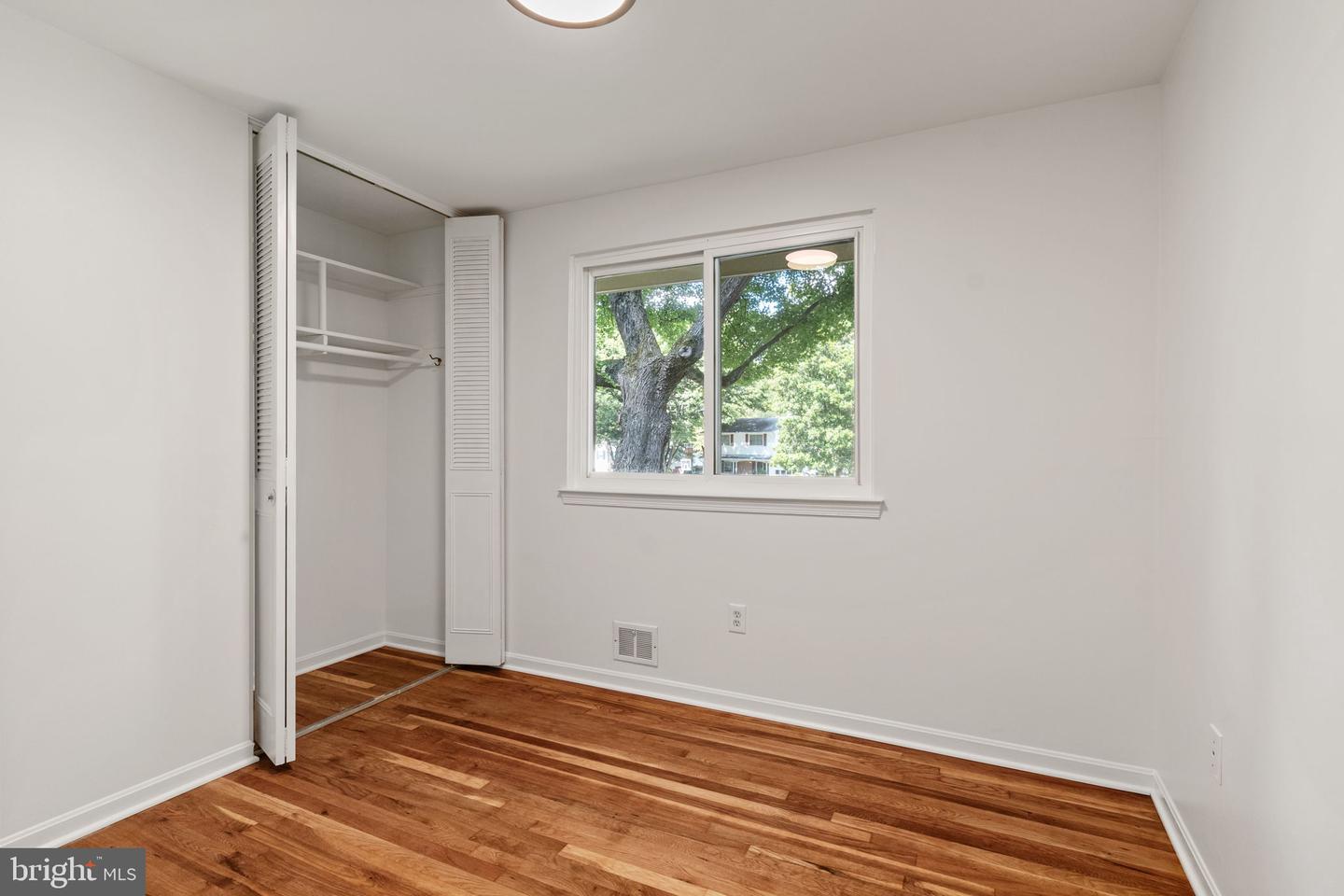 9883 BECKET CT, FAIRFAX, Virginia 22032, 4 Bedrooms Bedrooms, ,2 BathroomsBathrooms,Residential,For sale,9883 BECKET CT,VAFX2264786 MLS # VAFX2264786