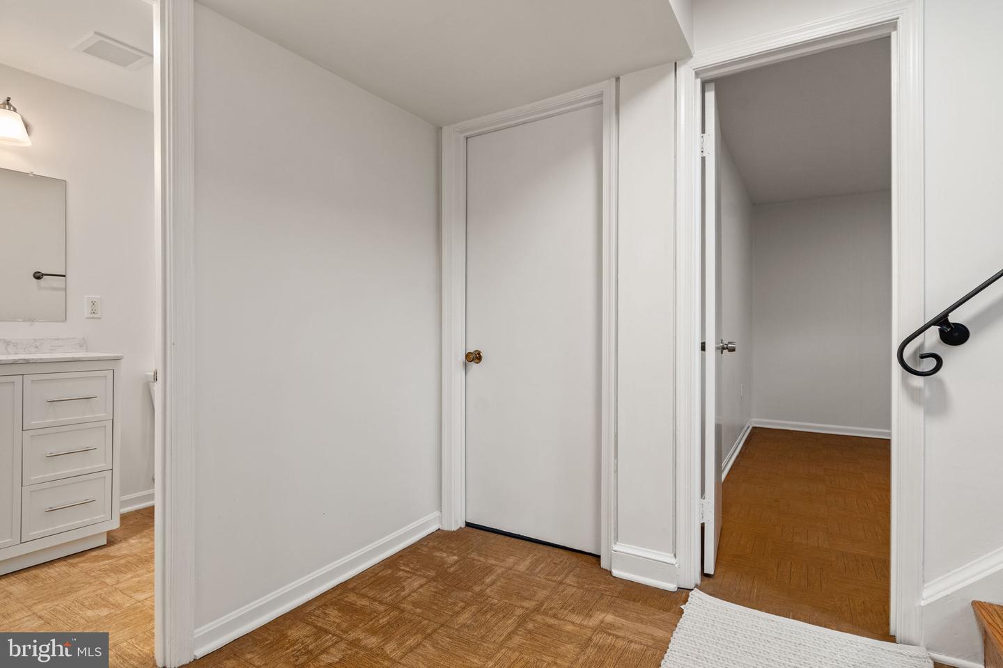 9883 BECKET CT, FAIRFAX, Virginia 22032, 4 Bedrooms Bedrooms, ,2 BathroomsBathrooms,Residential,For sale,9883 BECKET CT,VAFX2264786 MLS # VAFX2264786