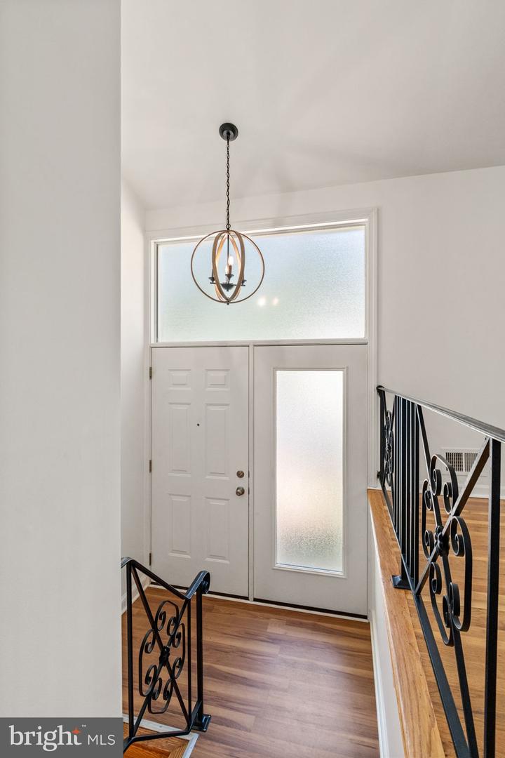 9883 BECKET CT, FAIRFAX, Virginia 22032, 4 Bedrooms Bedrooms, ,2 BathroomsBathrooms,Residential,For sale,9883 BECKET CT,VAFX2264786 MLS # VAFX2264786