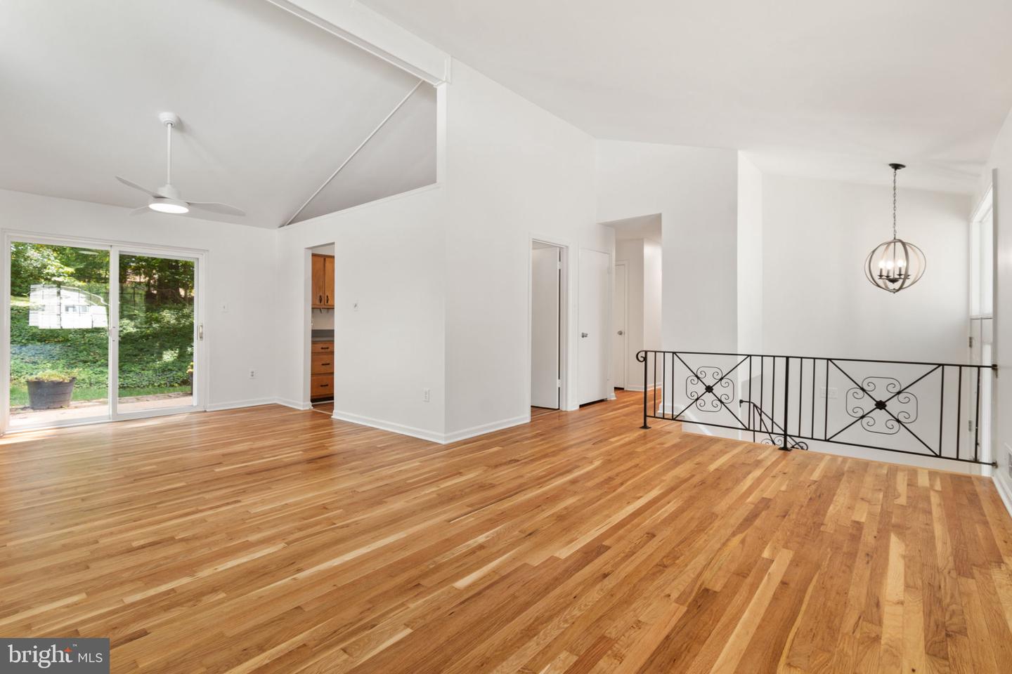 9883 BECKET CT, FAIRFAX, Virginia 22032, 4 Bedrooms Bedrooms, ,2 BathroomsBathrooms,Residential,For sale,9883 BECKET CT,VAFX2264786 MLS # VAFX2264786