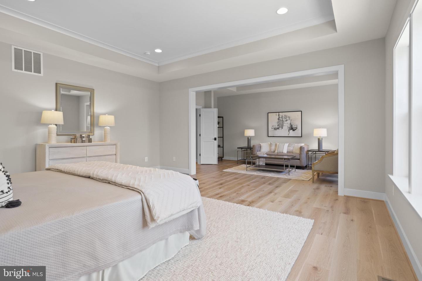 1926 HILEMAN RD, FALLS CHURCH, Virginia 22043, 4 Bedrooms Bedrooms, ,3 BathroomsBathrooms,Residential,For sale,1926 HILEMAN RD,VAFX2265140 MLS # VAFX2265140