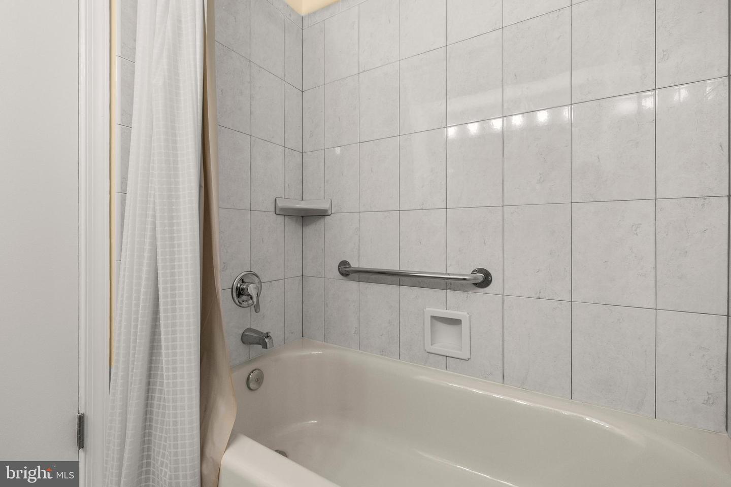 11110 SAFFOLD WAY, RESTON, Virginia 20190, 5 Bedrooms Bedrooms, ,3 BathroomsBathrooms,Residential,For sale,11110 SAFFOLD WAY,VAFX2265484 MLS # VAFX2265484