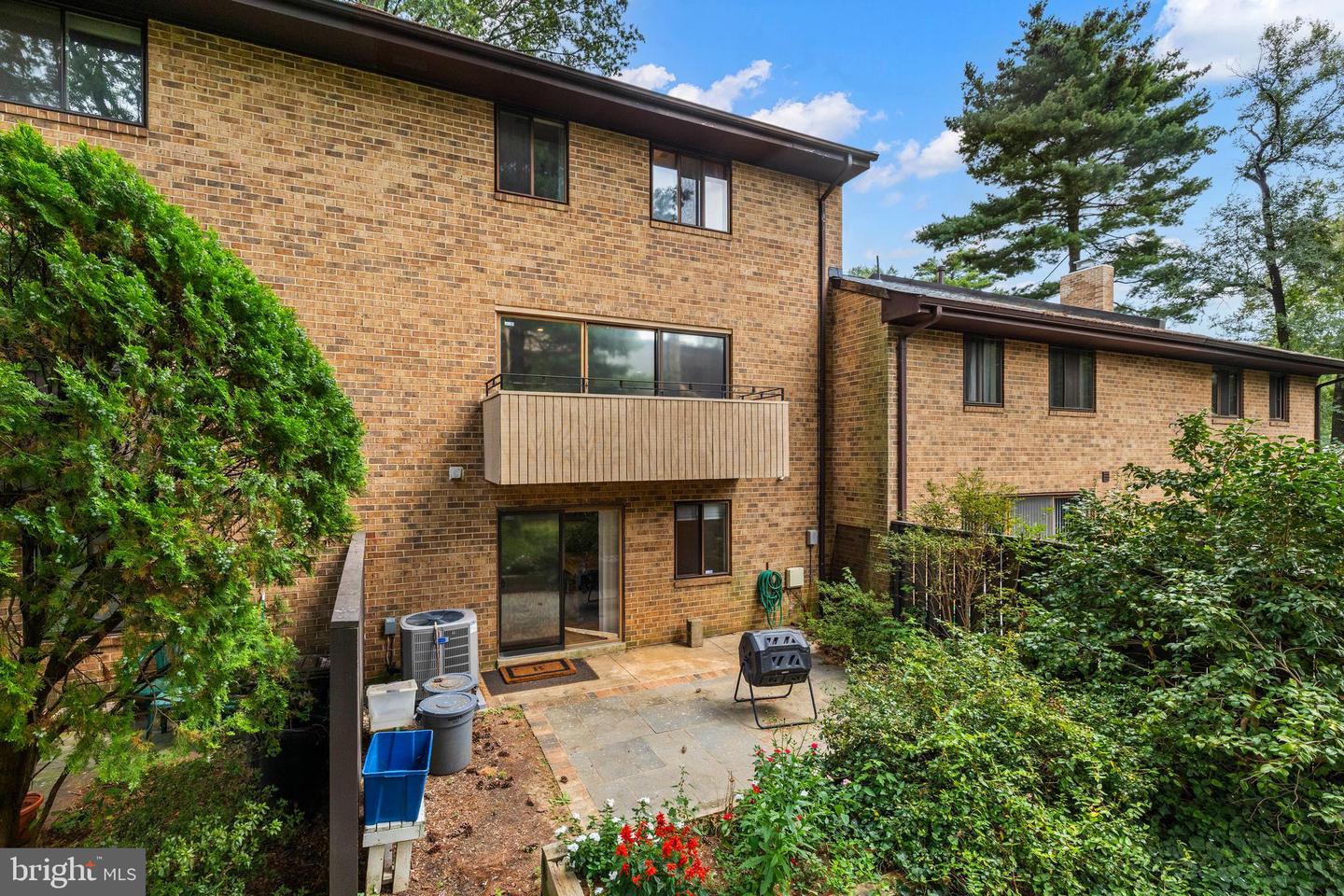 11110 SAFFOLD WAY, RESTON, Virginia 20190, 5 Bedrooms Bedrooms, ,3 BathroomsBathrooms,Residential,For sale,11110 SAFFOLD WAY,VAFX2265484 MLS # VAFX2265484