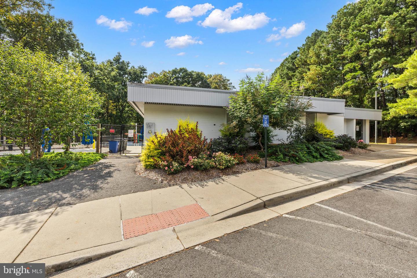 11110 SAFFOLD WAY, RESTON, Virginia 20190, 5 Bedrooms Bedrooms, ,3 BathroomsBathrooms,Residential,For sale,11110 SAFFOLD WAY,VAFX2265484 MLS # VAFX2265484