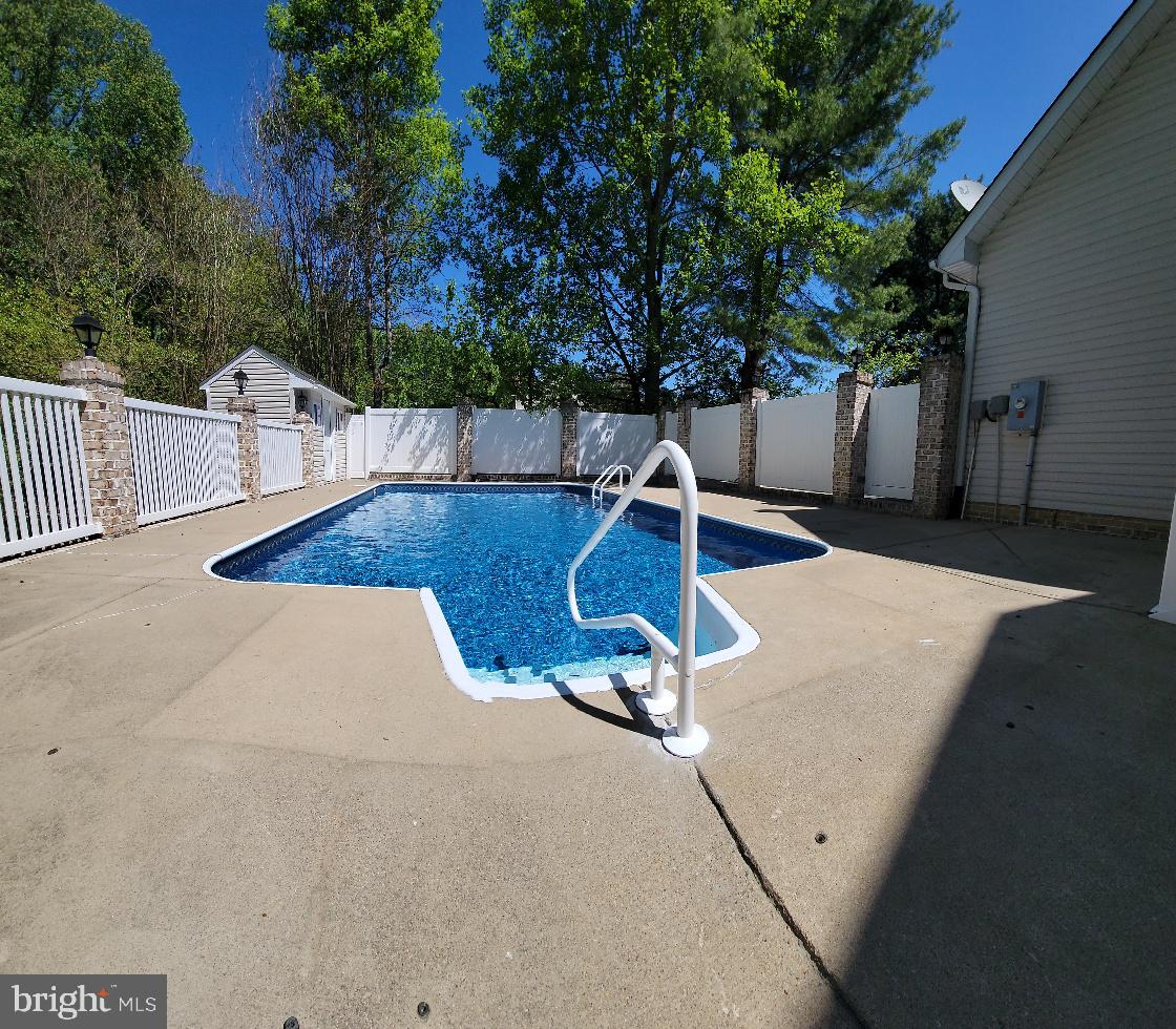 9212 ISLE OF LAURELS, SPOTSYLVANIA, Virginia 22551, 4 Bedrooms Bedrooms, ,3 BathroomsBathrooms,Residential,For sale,9212 ISLE OF LAURELS,VASP2036118 MLS # VASP2036118