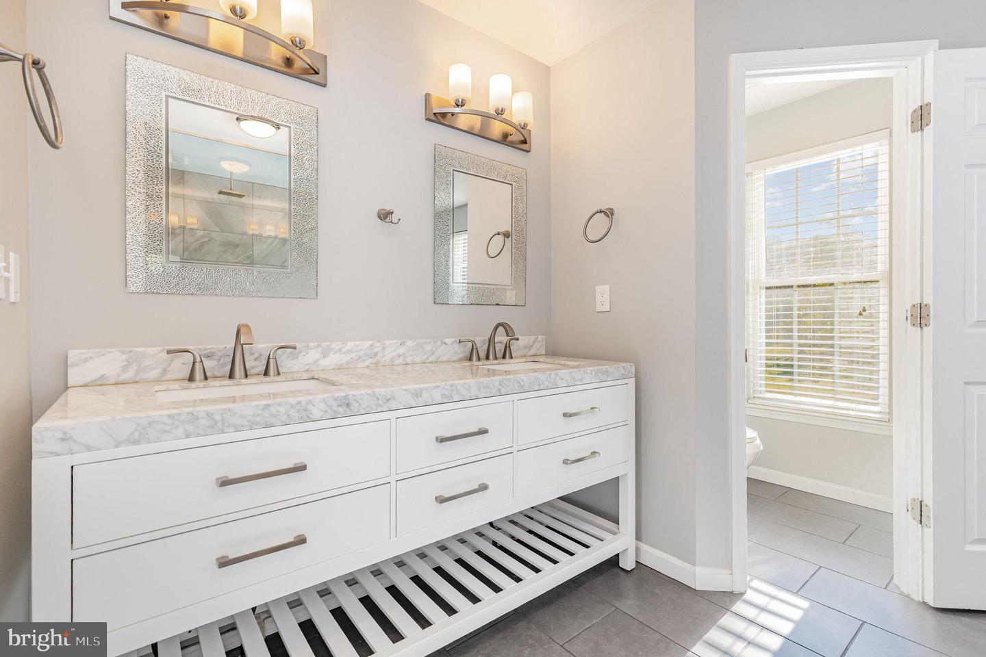 9212 ISLE OF LAURELS, SPOTSYLVANIA, Virginia 22551, 4 Bedrooms Bedrooms, ,3 BathroomsBathrooms,Residential,For sale,9212 ISLE OF LAURELS,VASP2036118 MLS # VASP2036118