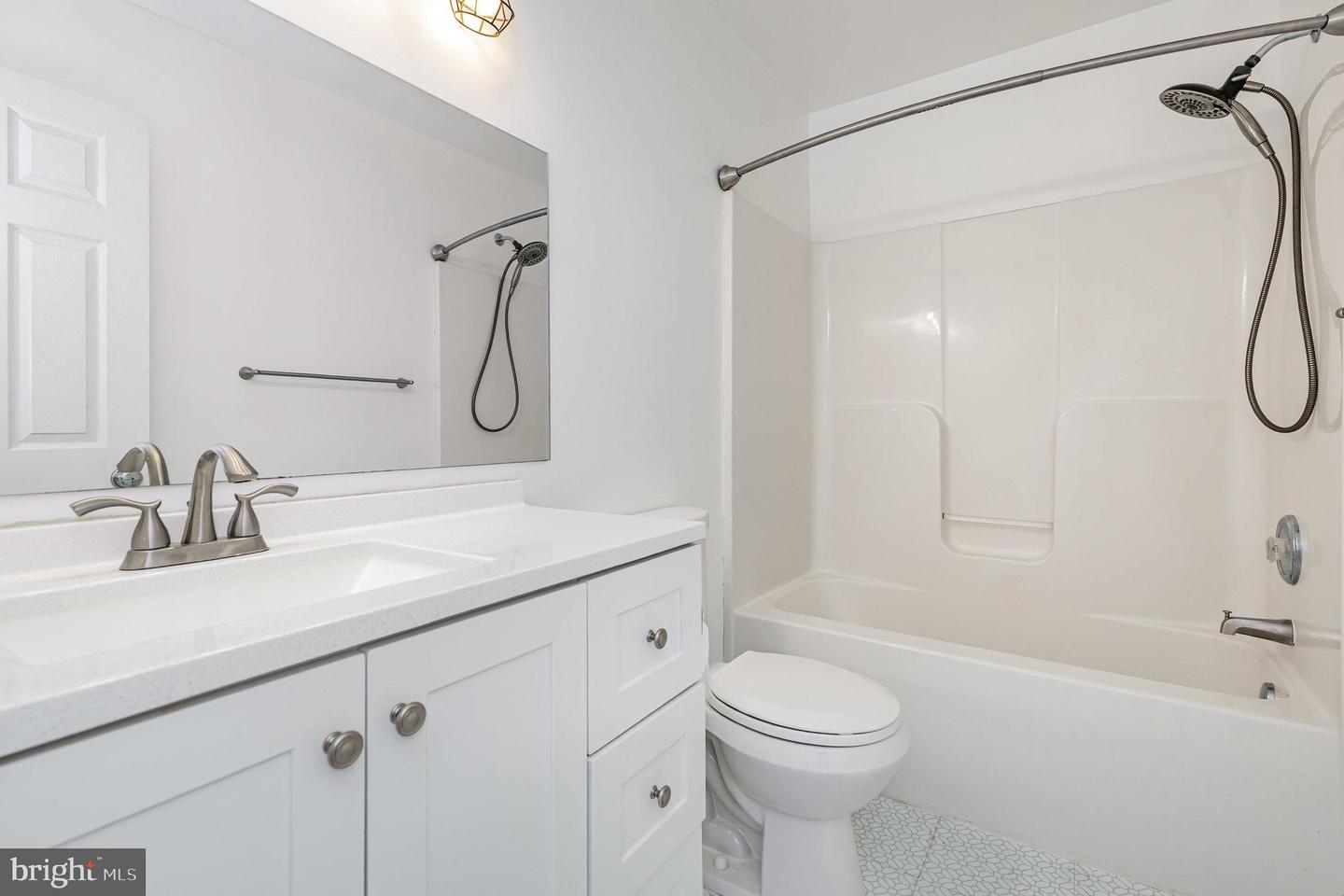 9212 ISLE OF LAURELS, SPOTSYLVANIA, Virginia 22551, 4 Bedrooms Bedrooms, ,3 BathroomsBathrooms,Residential,For sale,9212 ISLE OF LAURELS,VASP2036118 MLS # VASP2036118