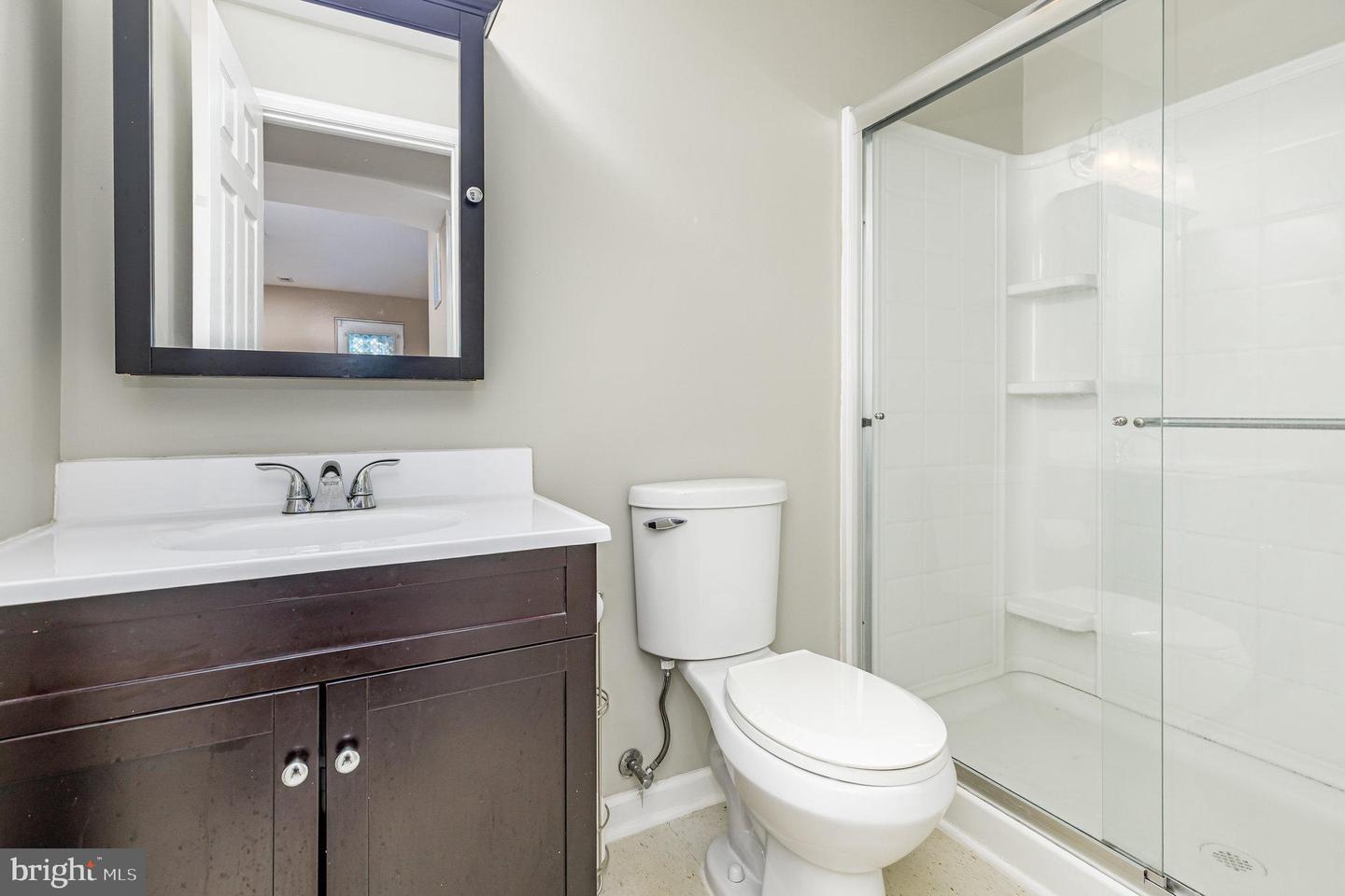 9212 ISLE OF LAURELS, SPOTSYLVANIA, Virginia 22551, 4 Bedrooms Bedrooms, ,3 BathroomsBathrooms,Residential,For sale,9212 ISLE OF LAURELS,VASP2036118 MLS # VASP2036118