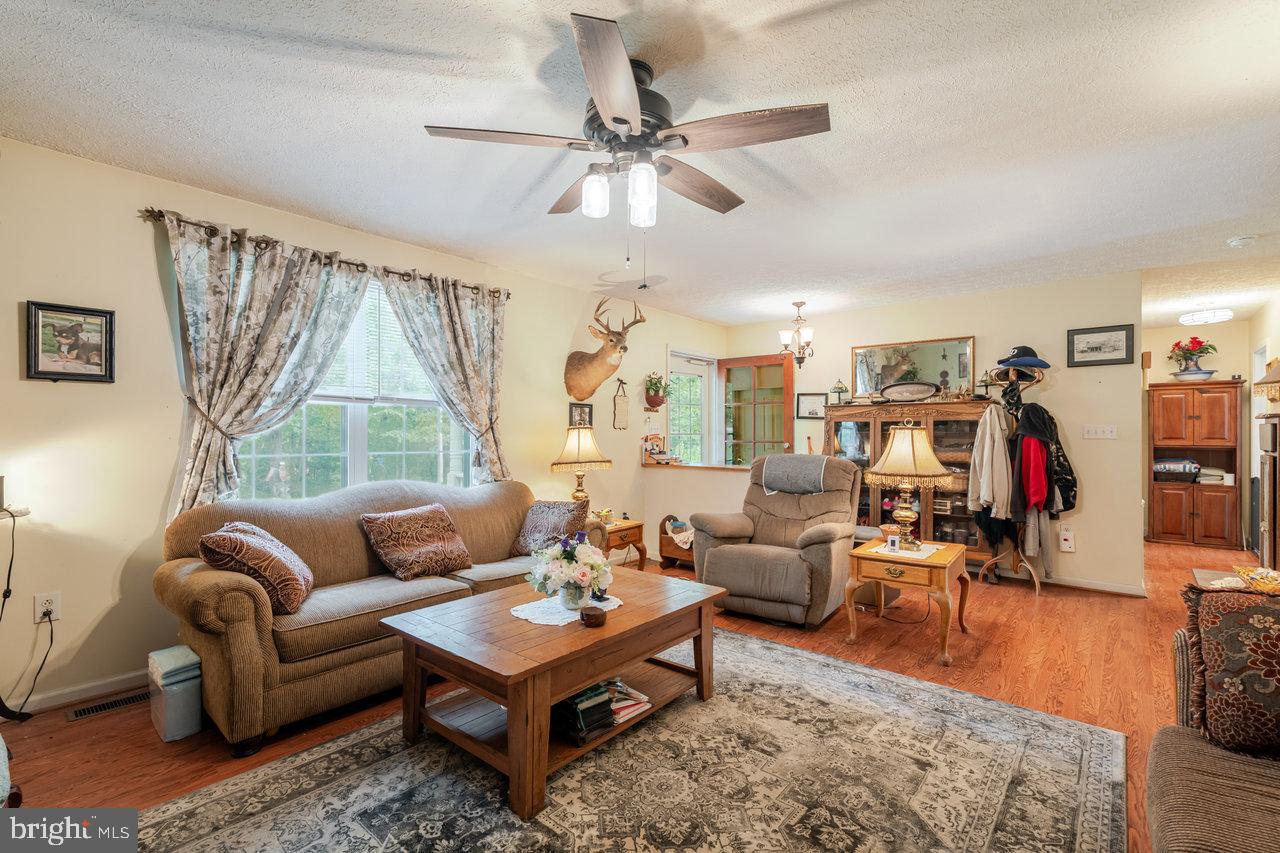 142 WHIPPOORWILL LN, LURAY, Virginia 22835, 2 Bedrooms Bedrooms, 5 Rooms Rooms,1 BathroomBathrooms,Residential,For sale,142 WHIPPOORWILL LN,VAPA2005342 MLS # VAPA2005342