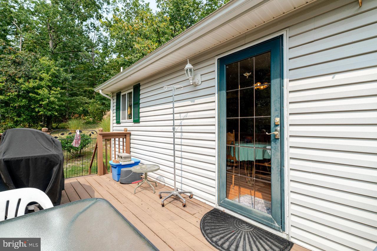 142 WHIPPOORWILL LN, LURAY, Virginia 22835, 2 Bedrooms Bedrooms, 5 Rooms Rooms,1 BathroomBathrooms,Residential,For sale,142 WHIPPOORWILL LN,VAPA2005342 MLS # VAPA2005342
