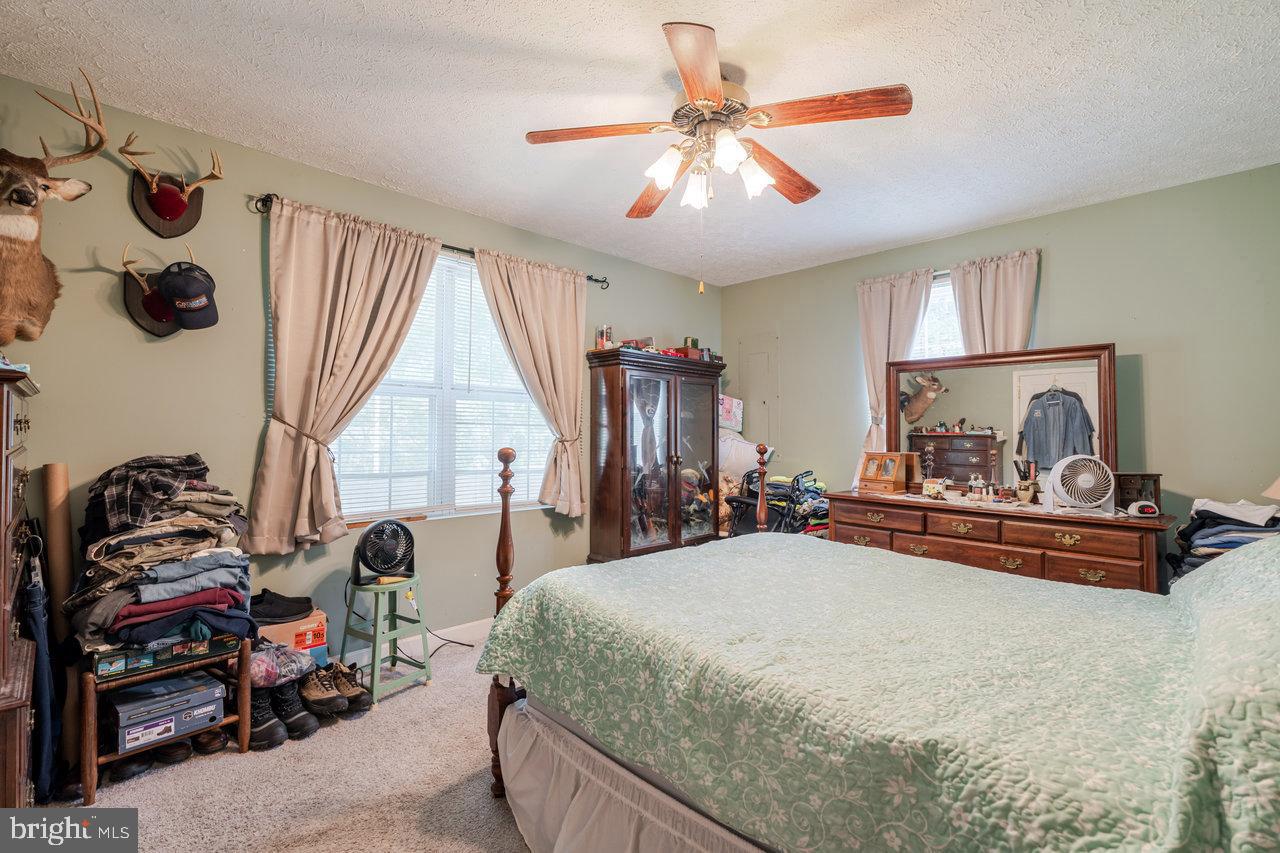 142 WHIPPOORWILL LN, LURAY, Virginia 22835, 2 Bedrooms Bedrooms, 5 Rooms Rooms,1 BathroomBathrooms,Residential,For sale,142 WHIPPOORWILL LN,VAPA2005342 MLS # VAPA2005342