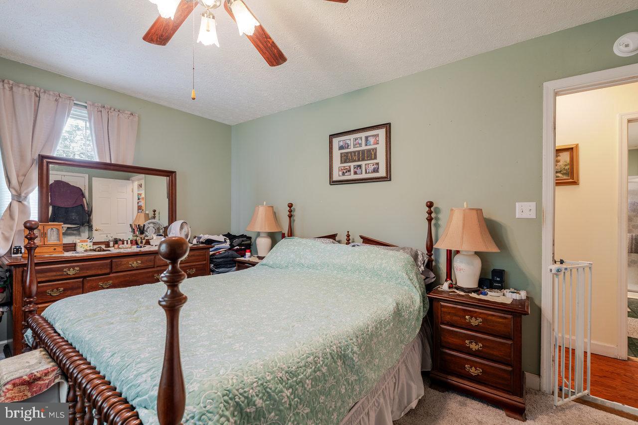 142 WHIPPOORWILL LN, LURAY, Virginia 22835, 2 Bedrooms Bedrooms, 5 Rooms Rooms,1 BathroomBathrooms,Residential,For sale,142 WHIPPOORWILL LN,VAPA2005342 MLS # VAPA2005342