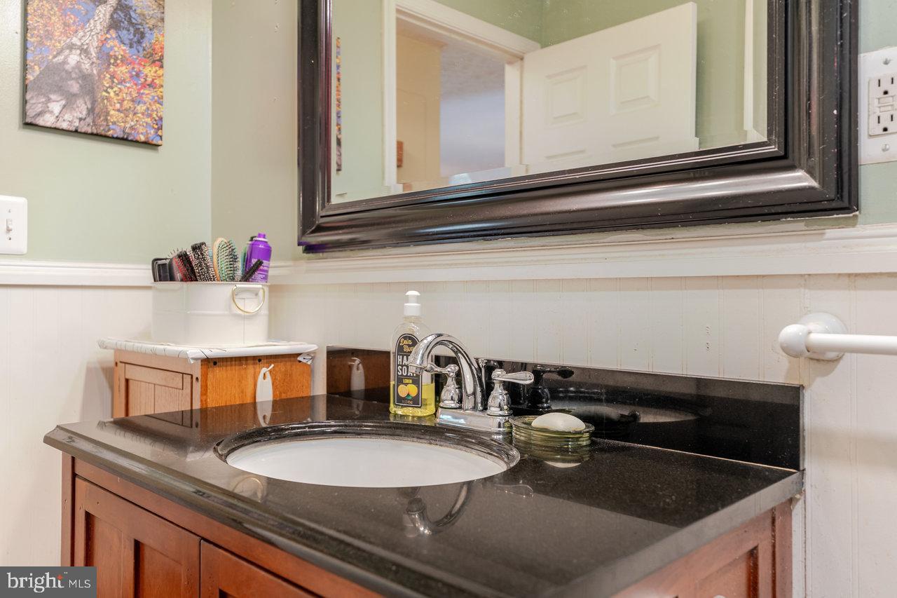 142 WHIPPOORWILL LN, LURAY, Virginia 22835, 2 Bedrooms Bedrooms, 5 Rooms Rooms,1 BathroomBathrooms,Residential,For sale,142 WHIPPOORWILL LN,VAPA2005342 MLS # VAPA2005342