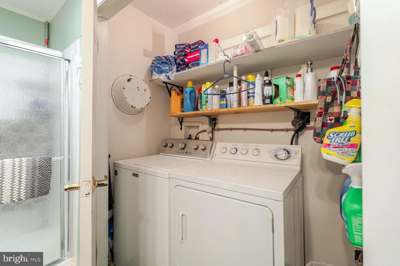 142 WHIPPOORWILL LN, LURAY, Virginia 22835, 2 Bedrooms Bedrooms, 5 Rooms Rooms,1 BathroomBathrooms,Residential,For sale,142 WHIPPOORWILL LN,VAPA2005342 MLS # VAPA2005342