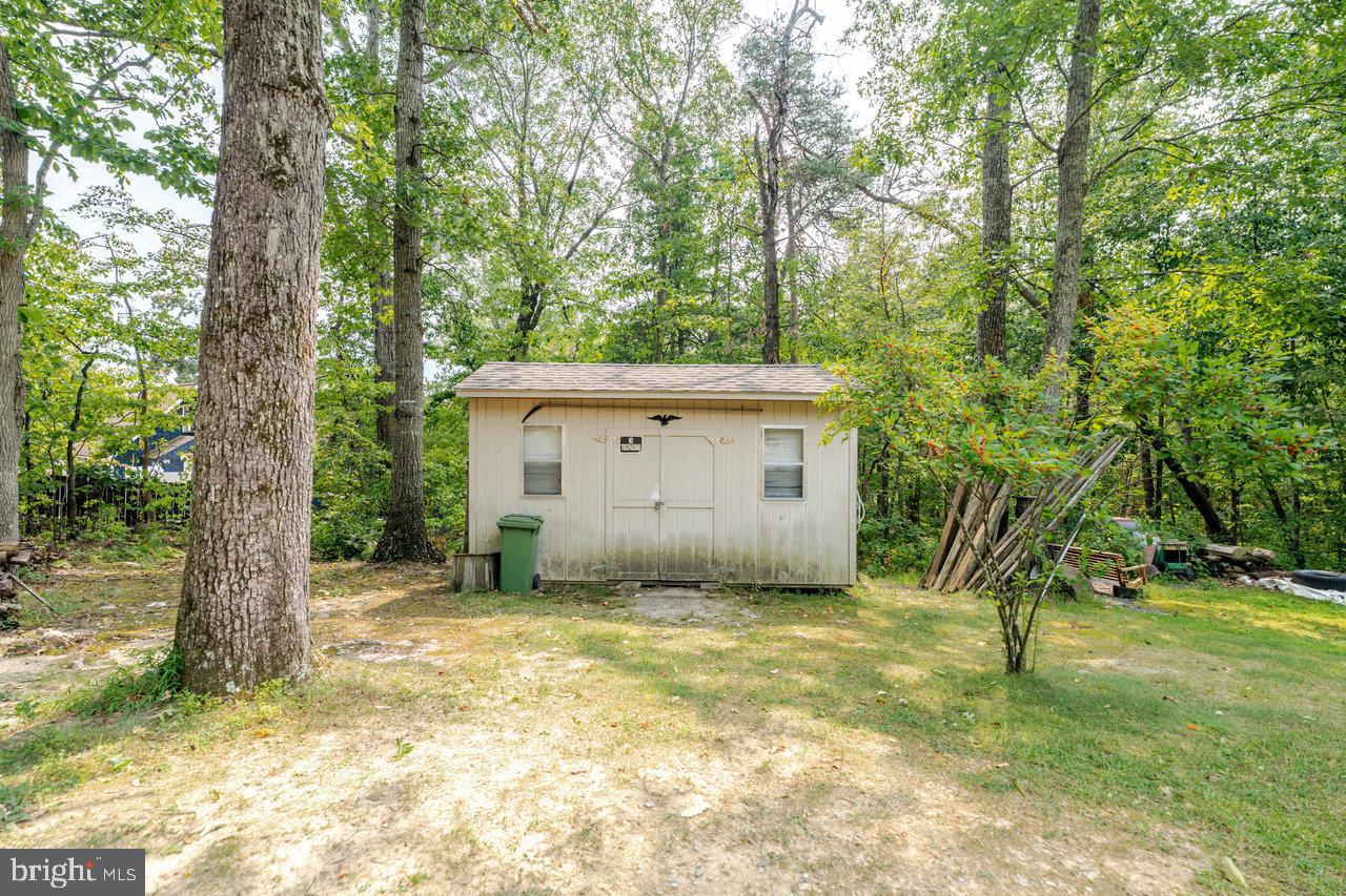 142 WHIPPOORWILL LN, LURAY, Virginia 22835, 2 Bedrooms Bedrooms, 5 Rooms Rooms,1 BathroomBathrooms,Residential,For sale,142 WHIPPOORWILL LN,VAPA2005342 MLS # VAPA2005342