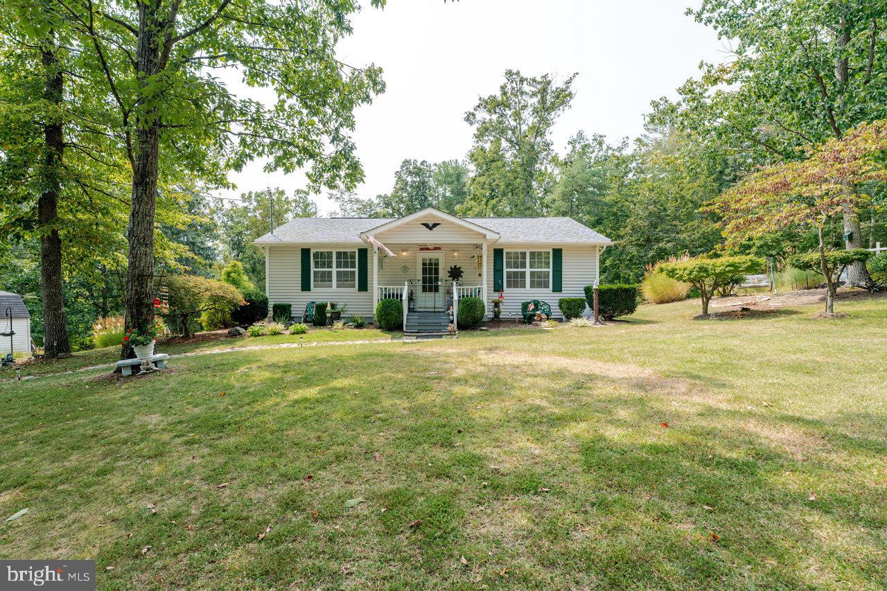 142 WHIPPOORWILL LN, LURAY, Virginia 22835, 2 Bedrooms Bedrooms, 5 Rooms Rooms,1 BathroomBathrooms,Residential,For sale,142 WHIPPOORWILL LN,VAPA2005342 MLS # VAPA2005342