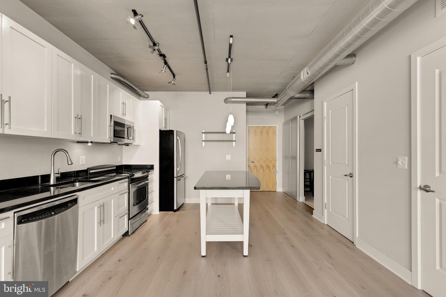 2125 14TH ST NW #618, WASHINGTON, District Of Columbia 20009, 1 Bedroom Bedrooms, ,2 BathroomsBathrooms,Residential,For sale,2125 14TH ST NW #618,DCDC2221542 MLS # DCDC2221542