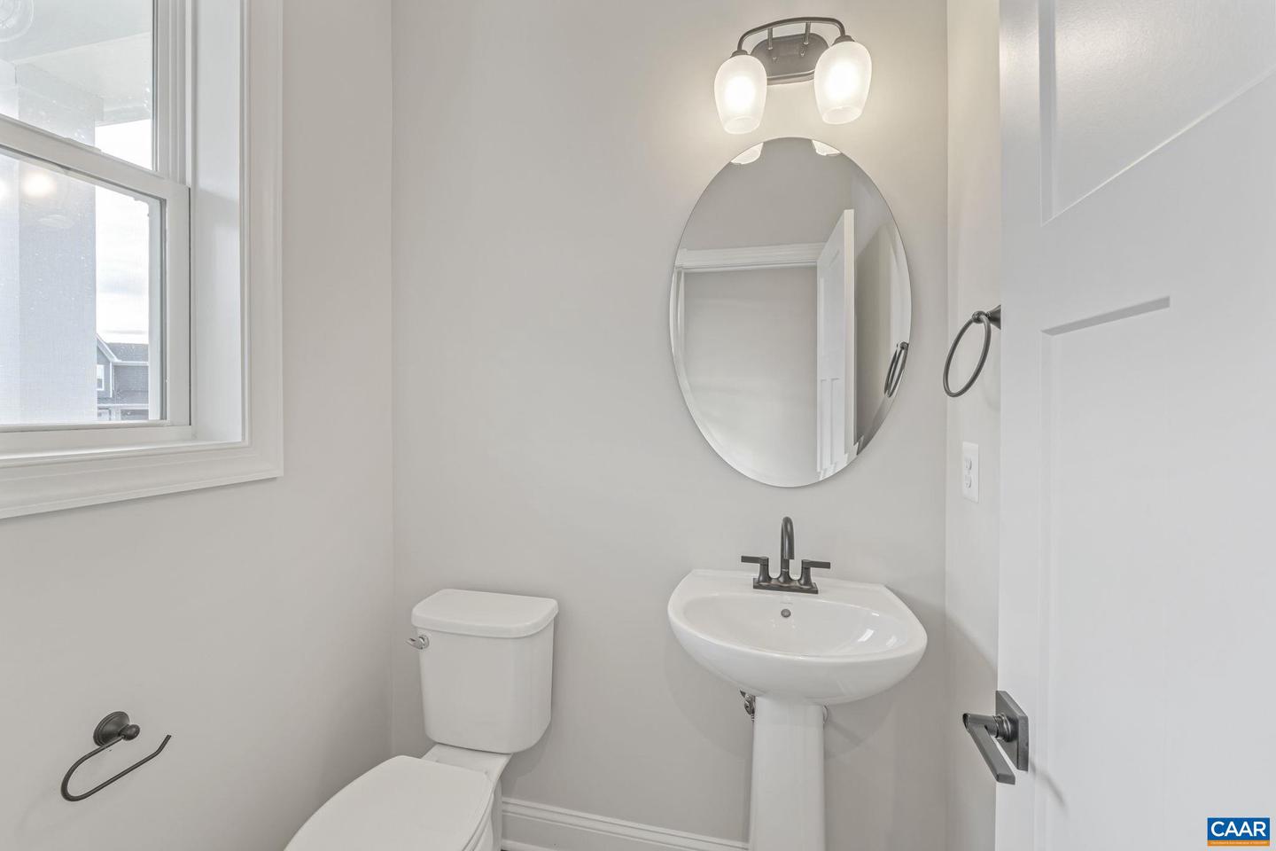 19A FARROW COVE, CHARLOTTESVILLE, Virginia 22901, 4 Bedrooms Bedrooms, ,2 BathroomsBathrooms,Residential,For sale,19A FARROW COVE,668805 MLS # 668805