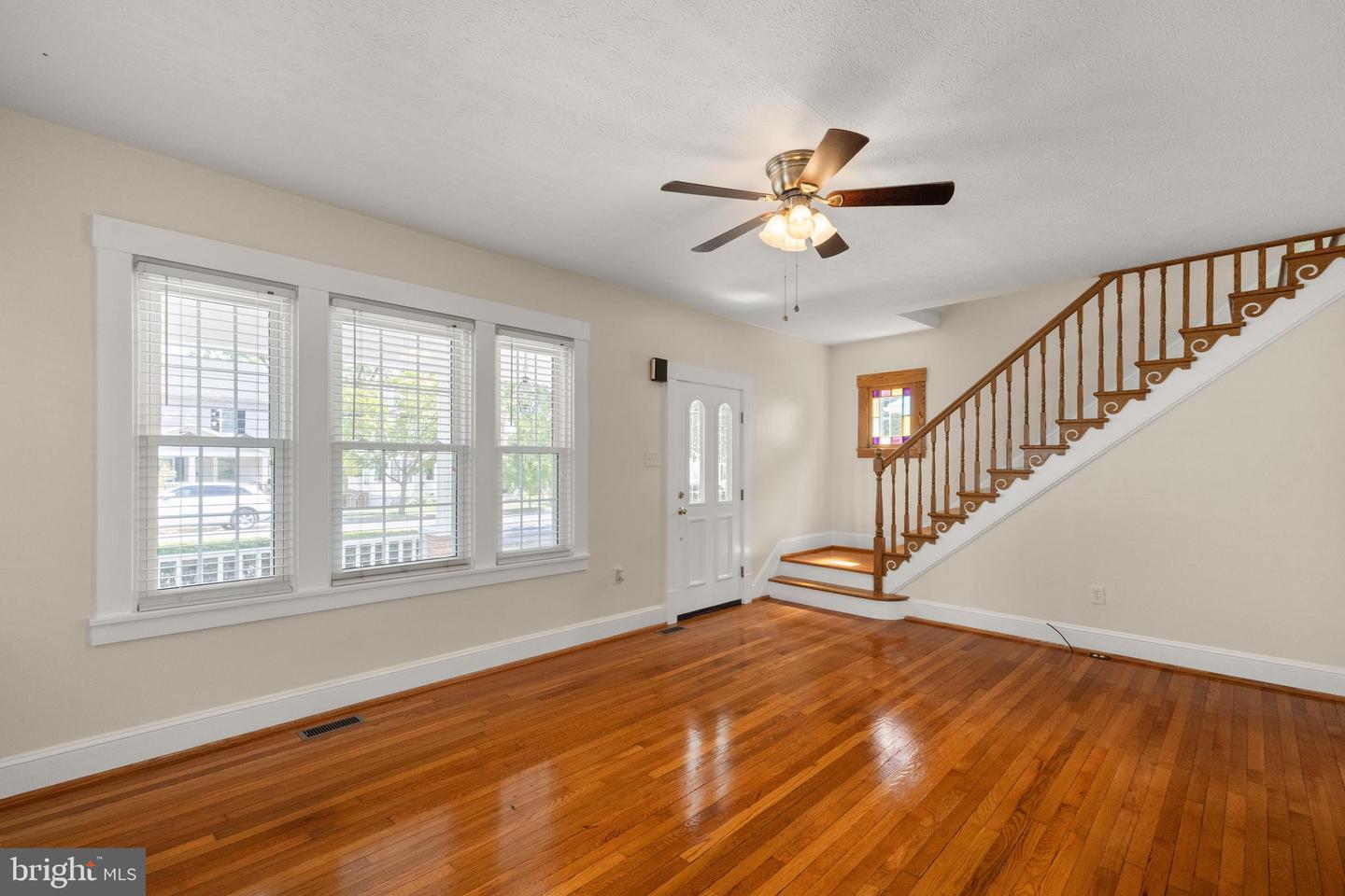 225 PARKWAY ST, WINCHESTER, Virginia 22601, 4 Bedrooms Bedrooms, 6 Rooms Rooms,2 BathroomsBathrooms,Residential,For sale,225 PARKWAY ST,VAWI2009050 MLS # VAWI2009050