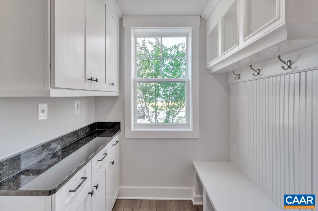 19C FARROW COVE, CHARLOTTESVILLE, Virginia 22901, 4 Bedrooms Bedrooms, ,2 BathroomsBathrooms,Residential,For sale,19C FARROW COVE,668810 MLS # 668810