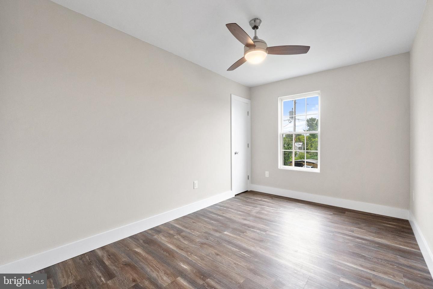 558 BRANCH ST, STRASBURG, Virginia 22657, 3 Bedrooms Bedrooms, 6 Rooms Rooms,1 BathroomBathrooms,Residential,For sale,558 BRANCH ST,VASH2012502 MLS # VASH2012502