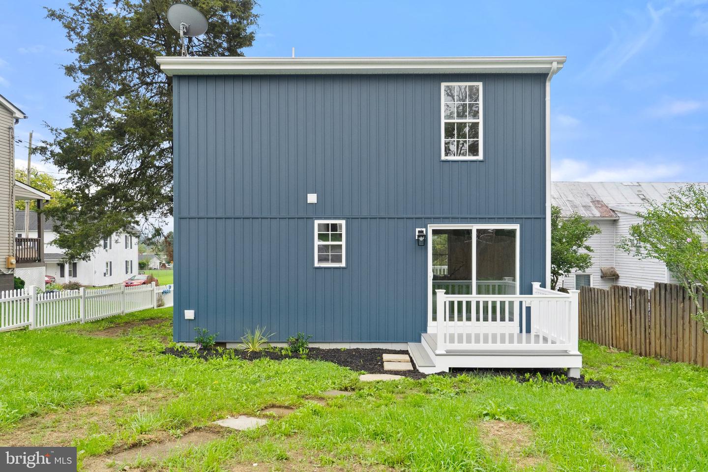 558 BRANCH ST, STRASBURG, Virginia 22657, 3 Bedrooms Bedrooms, 6 Rooms Rooms,1 BathroomBathrooms,Residential,For sale,558 BRANCH ST,VASH2012502 MLS # VASH2012502