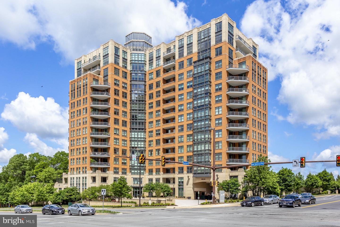 1830 FOUNTAIN DR #1405, RESTON, Virginia 20190, 3 Bedrooms Bedrooms, ,3 BathroomsBathrooms,Residential,For sale,1830 FOUNTAIN DR #1405,VAFX2266350 MLS # VAFX2266350