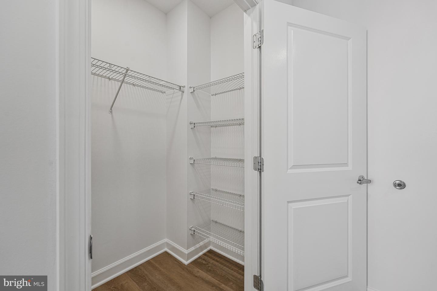 1830 FOUNTAIN DR #1405, RESTON, Virginia 20190, 3 Bedrooms Bedrooms, ,3 BathroomsBathrooms,Residential,For sale,1830 FOUNTAIN DR #1405,VAFX2266350 MLS # VAFX2266350