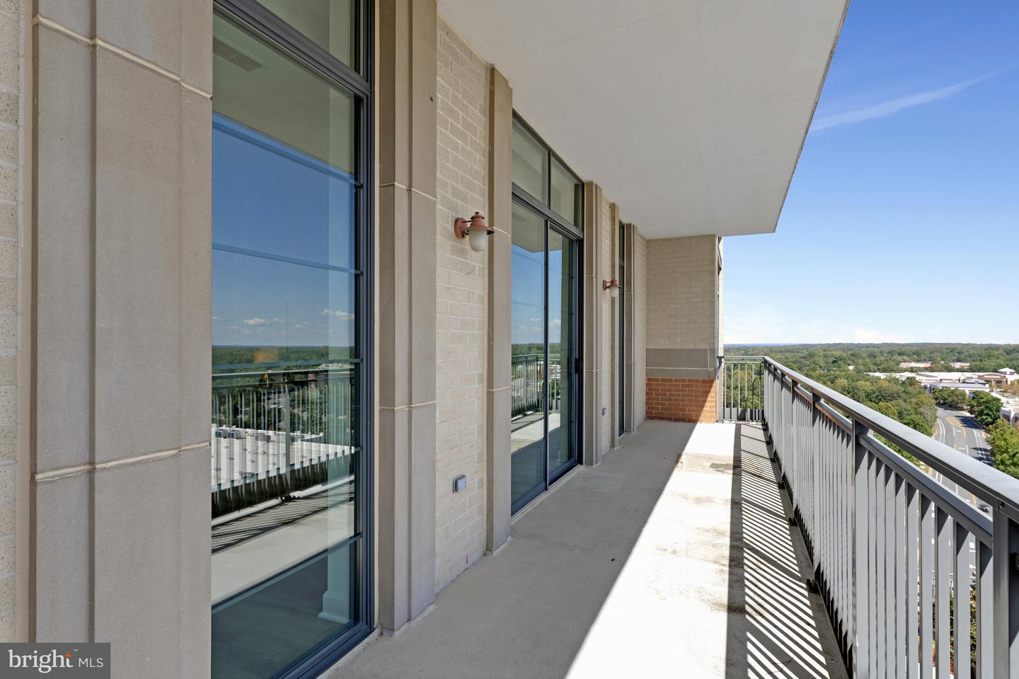 1830 FOUNTAIN DR #1405, RESTON, Virginia 20190, 3 Bedrooms Bedrooms, ,3 BathroomsBathrooms,Residential,For sale,1830 FOUNTAIN DR #1405,VAFX2266350 MLS # VAFX2266350