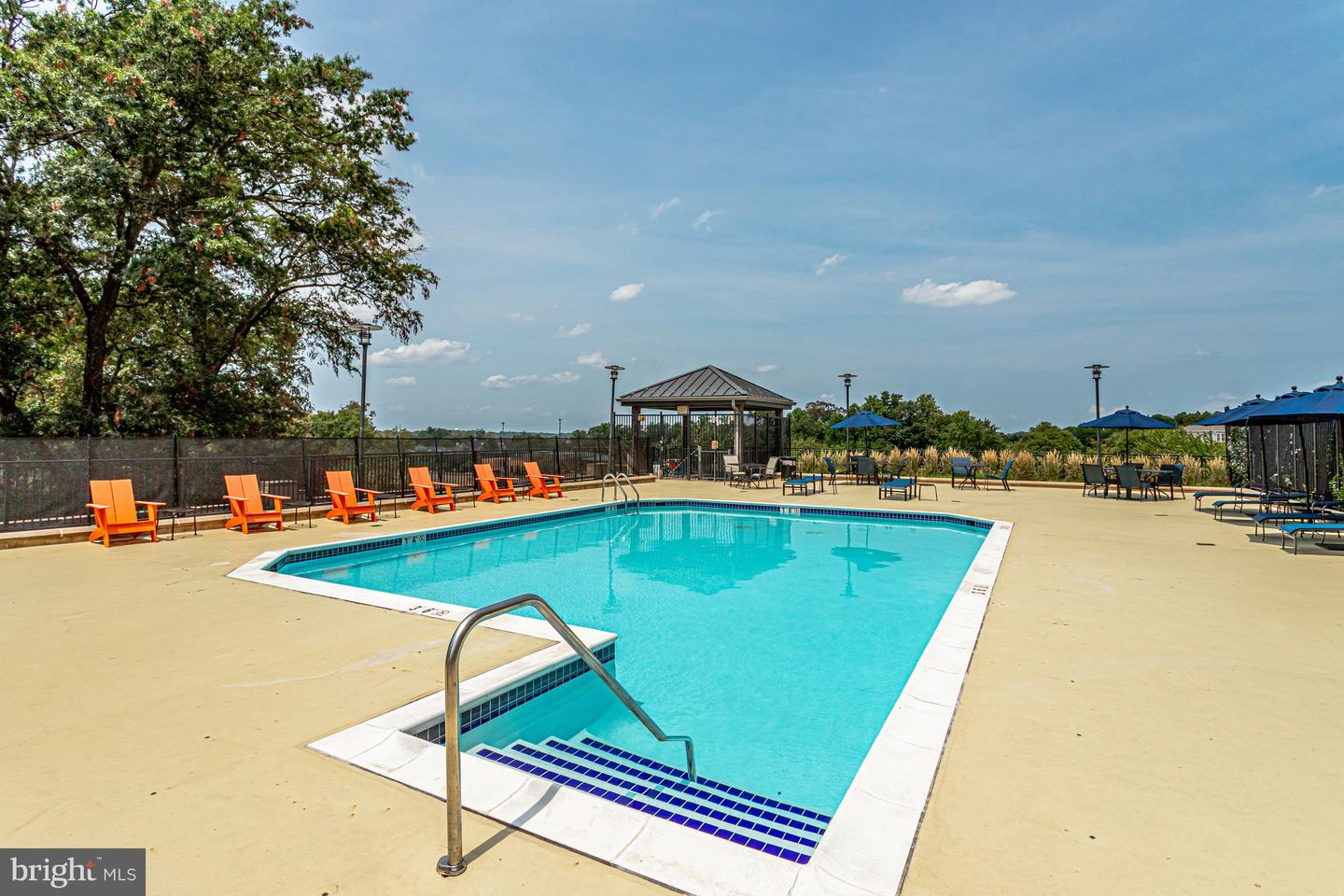 1830 FOUNTAIN DR #1405, RESTON, Virginia 20190, 3 Bedrooms Bedrooms, ,3 BathroomsBathrooms,Residential,For sale,1830 FOUNTAIN DR #1405,VAFX2266350 MLS # VAFX2266350