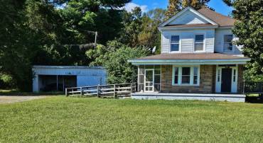 17519 NEW BALTIMORE RD, MILFORD, Virginia 22514, 2 Bedrooms Bedrooms, 5 Rooms Rooms,2 BathroomsBathrooms,Residential,For sale,17519 NEW BALTIMORE RD,VACV2008818 MLS # VACV2008818